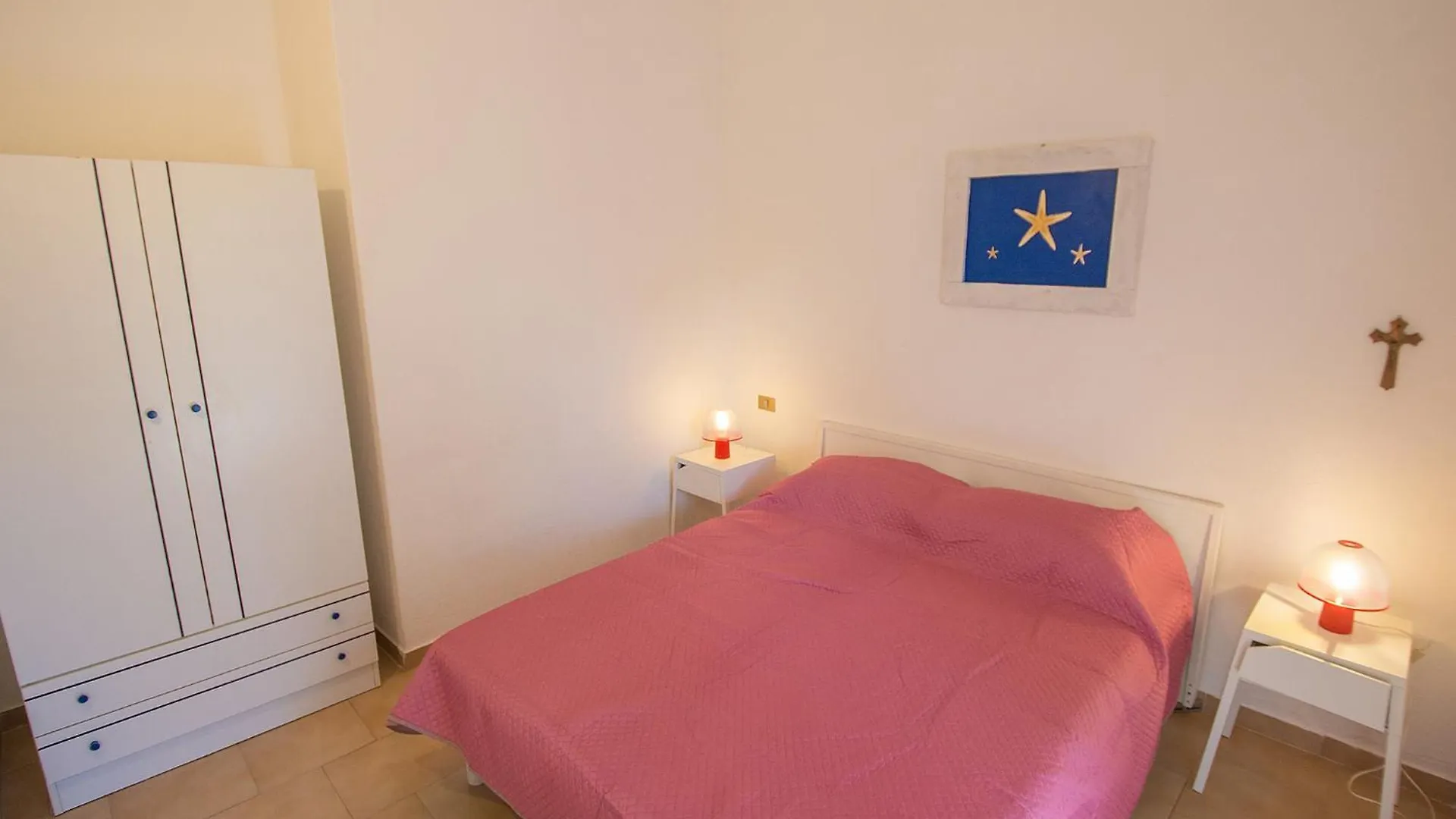 Casa Vacanze Rugiada 포르토 폴로 0*,