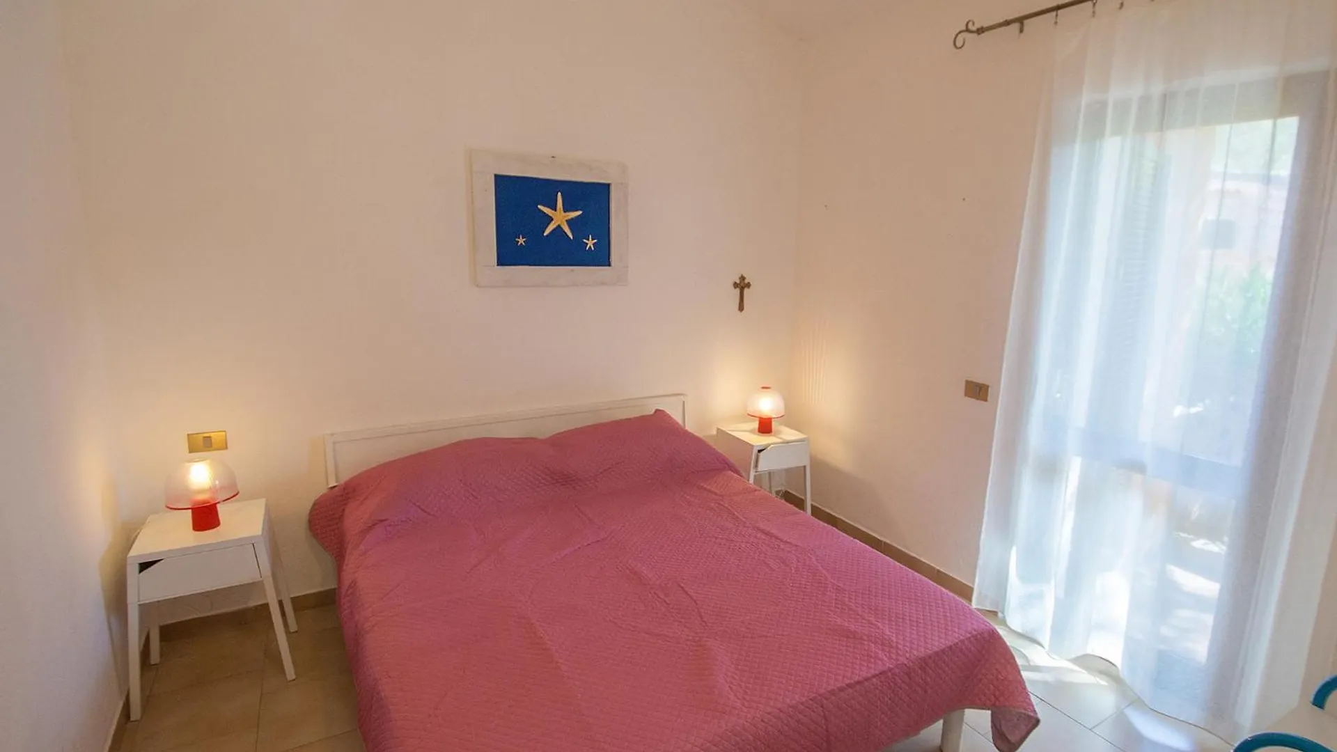 Casa Vacanze Rugiada 포르토 폴로 펜션
